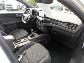 Photo 6 du bon plan FORD Kuga 2.0 EcoBlue 150ch mHEV ST-Line occasion à 21995 €