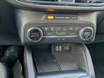 Photo 11 du bon plan FORD Kuga 2.0 EcoBlue 150ch mHEV ST-Line occasion à 21995 €