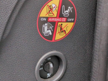 Photo 14 du bon plan DACIA Logan MCV 1.5 dCi 75ch Ambiance Euro6 occasion à 8490 €