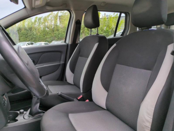 Photo 15 du bon plan DACIA Logan MCV 1.5 dCi 75ch Ambiance Euro6 occasion à 8490 €