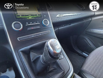 Photo 19 du bon plan RENAULT Scenic 1.2 TCe 130ch energy Intens occasion à 11490 €