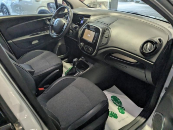 Photo 11 du bon plan RENAULT Captur 1.3 TCe 150ch FAP Intens EDC occasion à 13690 €