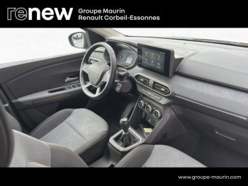 Photo 20 du bon plan DACIA Sandero 1.0 TCe 110ch Stepway Extreme -24 occasion à 17990 €