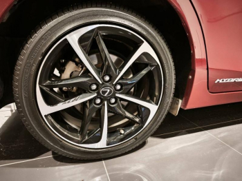 Photo 9 du bon plan LEXUS CT 200h Luxe SÃ©duction occasion à 19990 €