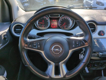 Photo 9 du bon plan OPEL Adam Rocks 1.4 Twinport 87ch Adamyourself White&Black Start/Stop occasion à 8990 €