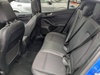 Photo 11 du bon plan FORD Focus 1.0 EcoBoost 125ch ST-Line occasion à 13990 €