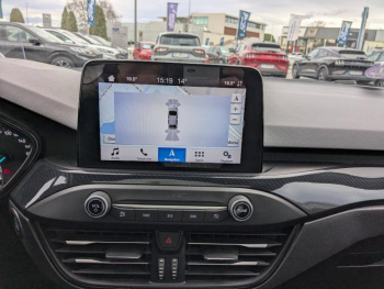 Photo 16 du bon plan FORD Focus 1.0 EcoBoost 125ch ST-Line occasion à 13990 €