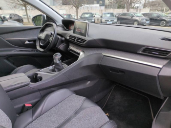Photo 14 du bon plan PEUGEOT 3008 1.6 BlueHDi 120ch Allure S&S occasion à 12790 €