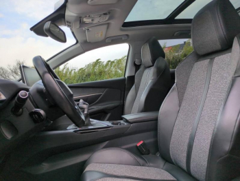 Photo 16 du bon plan PEUGEOT 3008 1.6 BlueHDi 120ch Allure S&S occasion à 12790 €