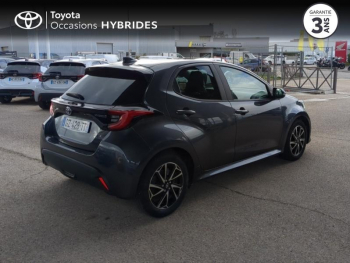 Photo 18 du bon plan TOYOTA Yaris 116h Design 5p MY22 occasion à 20890 €