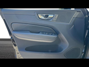 Photo 14 du bon plan VOLVO XC60 T6 AWD 253 + 145ch  Plus Style Dark Geartronic occasion à 47900 €