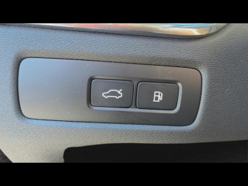 Photo 24 du bon plan VOLVO XC60 T6 AWD 253 + 145ch  Plus Style Dark Geartronic occasion à 47900 €