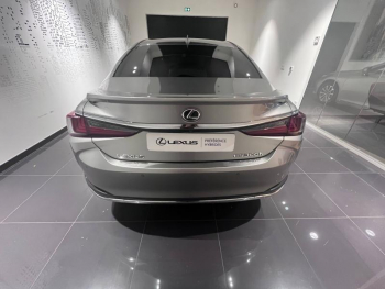 Photo 4 du bon plan LEXUS ES 300h Business MY23 occasion à 41990 €