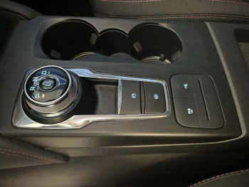 Photo 23 du bon plan FORD Kuga 2.5 Duratec 190ch FHEV E85 ST-Line BVA occasion à 22680 €