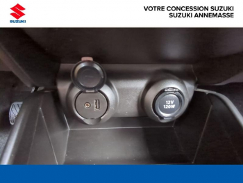 Photo 17 du bon plan SUZUKI Swift 1.2 Dualjet Hybrid 83ch Pack AllGrip occasion à 15490 €