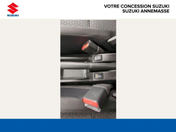 Photo 18 du bon plan SUZUKI Swift 1.2 Dualjet Hybrid 83ch Pack AllGrip occasion à 15490 €