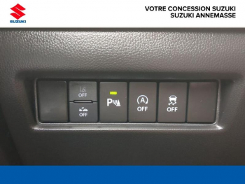 Photo 19 du bon plan SUZUKI Swift 1.2 Dualjet Hybrid 83ch Pack AllGrip occasion à 15490 €
