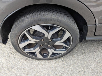 Photo 23 du bon plan FORD EcoSport 1.5 ECOBLUE 95CH ST LINE 5 CH JANTES 18 P + OPTIONS occasion à 13500 €