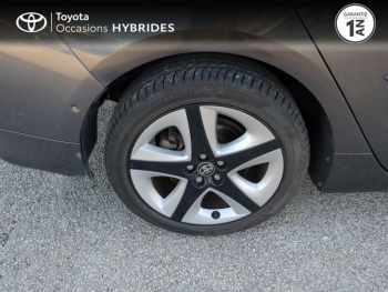 Photo 16 du bon plan TOYOTA Prius 122h Lounge occasion à 15990 €