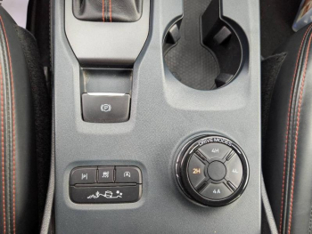 Photo 20 du bon plan FORD Ranger VUL 3.0 EcoBoost V6 292ch Stop&Start Double Cabine Raptor BVA10 occasion à 64990 €