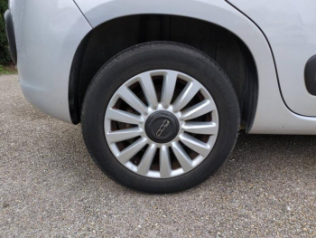 Photo 12 du bon plan FIAT 500L 1.6 Multijet 16v 105ch S&S Lounge occasion à 7980 €