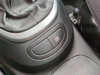 Photo 24 du bon plan FIAT 500L 1.6 Multijet 16v 105ch S&S Lounge occasion à 7980 €