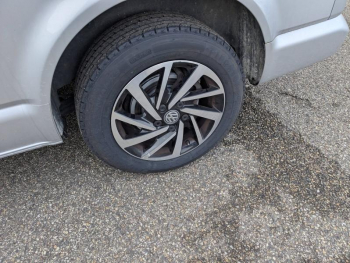 Photo 6 du bon plan VOLKSWAGEN Transporter Fg VUL 2.8T L2H1 2.0 TDI 198ch ProCab Business Line DSG7 occasion à 32980 €