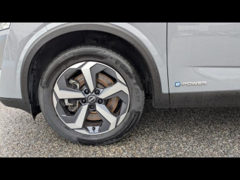 Photo 9 du bon plan NISSAN Qashqai e-POWER 190ch N-Connecta occasion à 27990 €
