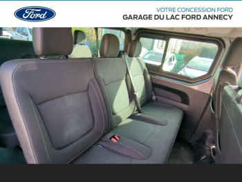 Photo 27 du bon plan RENAULT Trafic Combi L2 1.6 dCi 125ch energy Life 9 places occasion à 18990 €