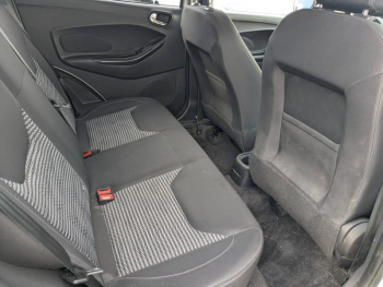 Photo 10 du bon plan FORD Ka+ 1.2 Ti-VCT 85ch S&S White Edition occasion à 9490 €