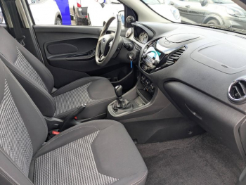 Photo 11 du bon plan FORD Ka+ 1.2 Ti-VCT 85ch S&S White Edition occasion à 9490 €