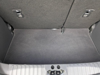 Photo 21 du bon plan FORD Ka+ 1.2 Ti-VCT 85ch S&S White Edition occasion à 9490 €