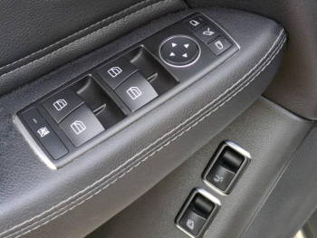 Photo 19 du bon plan MERCEDES-BENZ GLE 250 d 204ch 4Matic 9G-Tronic occasion à 19900 €