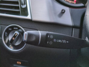 Photo 25 du bon plan MERCEDES-BENZ GLE 250 d 204ch 4Matic 9G-Tronic occasion à 19900 €