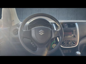 Photo 13 du bon plan SUZUKI Celerio 1.0 PrivilÃ¨ge occasion à 8999 €