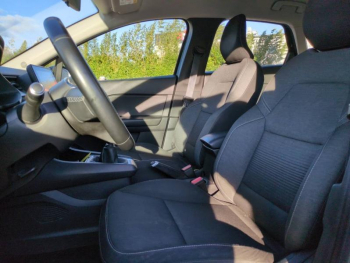 Photo 16 du bon plan RENAULT Captur 1.0 TCe 100ch Business - 20 occasion à 9990 €