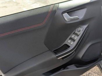 Photo 11 du bon plan FORD Puma 1.0 EcoBoost 125ch S&S mHEV ST-Line Powershift occasion à 20490 €