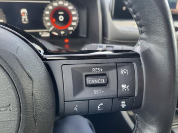 Photo 15 du bon plan NISSAN X-Trail e-4orce 213ch N-Connecta 7 places occasion à 32990 €