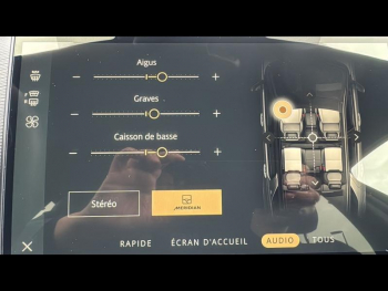 Photo 28 du bon plan LAND-ROVER Discovery Sport P300e 309ch Dynamic SE occasion à 65900 €