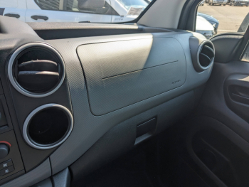 Photo 15 du bon plan CITROEN Berlingo M Electric Club occasion à 7590 €