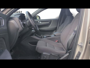 Photo 7 du bon plan VOLVO XC40 Recharge 231ch Start EDT occasion à 24900 €