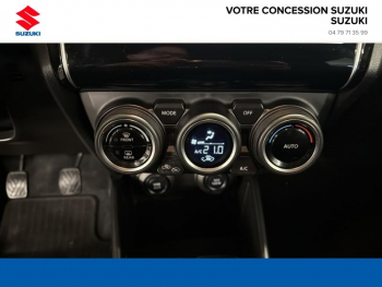 Photo 15 du bon plan SUZUKI Swift 1.2 Dualjet Hybrid 83ch Pack AllGrip occasion à 16990 €