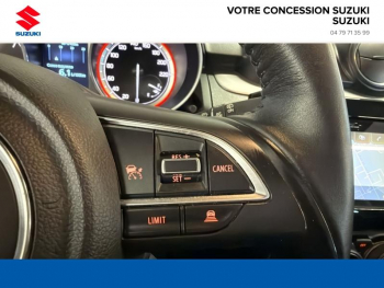 Photo 21 du bon plan SUZUKI Swift 1.2 Dualjet Hybrid 83ch Pack AllGrip occasion à 16990 €