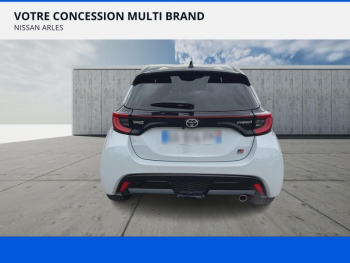 Photo 8 du bon plan TOYOTA Yaris 116h GR Sport 5p MY22 occasion à 22991 €