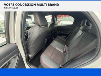 Photo 15 du bon plan TOYOTA Yaris 116h GR Sport 5p MY22 occasion à 22991 €