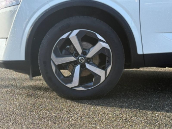 Photo 16 du bon plan NISSAN Qashqai 1.3 Mild Hybrid 158ch N-Connecta Xtronic occasion à 21995 €