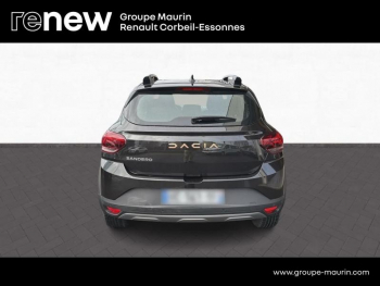 Photo 4 du bon plan DACIA Sandero 1.0 TCe 110ch Stepway Extreme -24 occasion à 17889 €