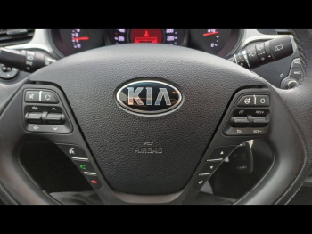 Photo 12 du bon plan KIA Cee'd 1.0 T-GDi 120ch ISG Active occasion à 10900 €