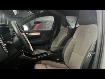Photo 6 du bon plan VOLVO XC40 B3 163ch Plus DCT 7 occasion à 36990 €