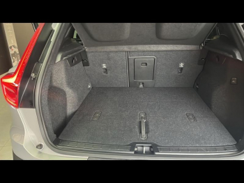 Photo 8 du bon plan VOLVO XC40 B3 163ch Plus DCT 7 occasion à 36990 €